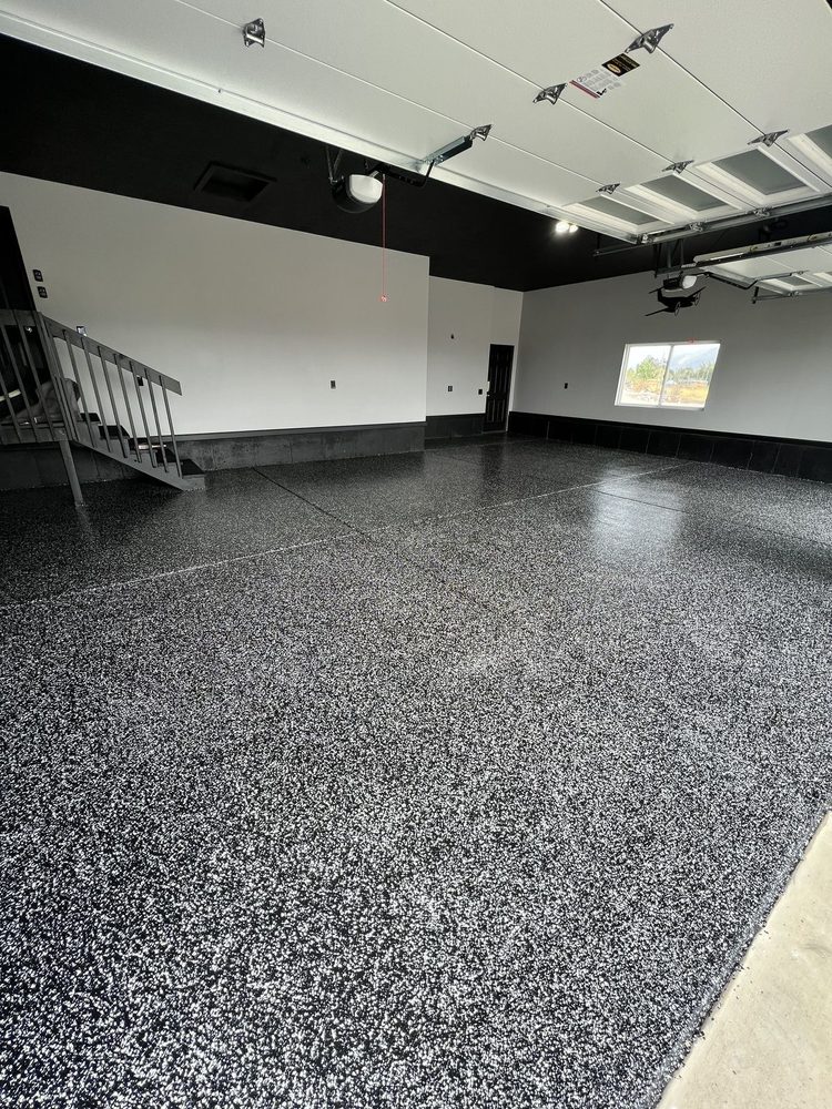 Garage, Granite flake